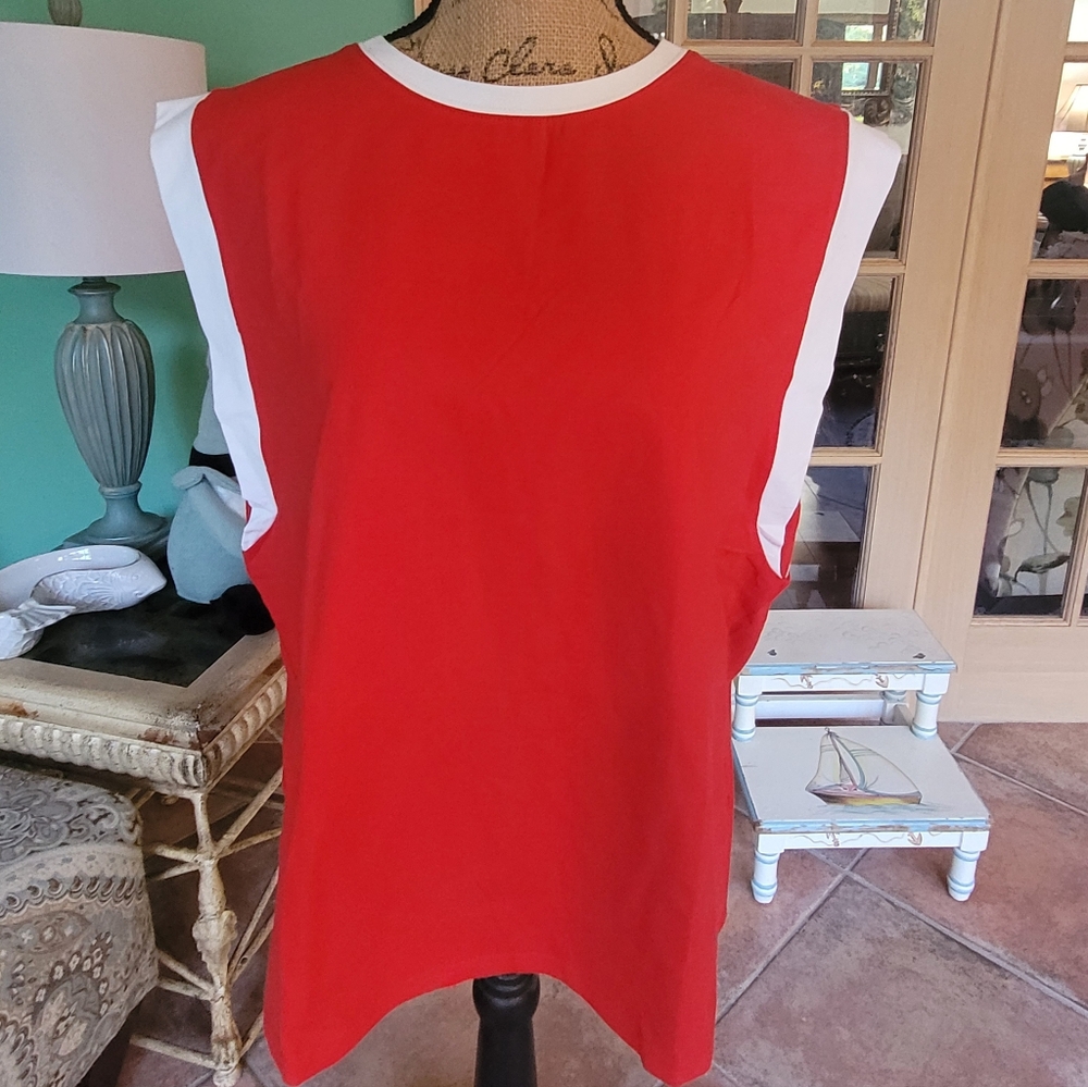 Trendy Vibrant Red Sweater Top With White Accents NWT SIZE LARGE
